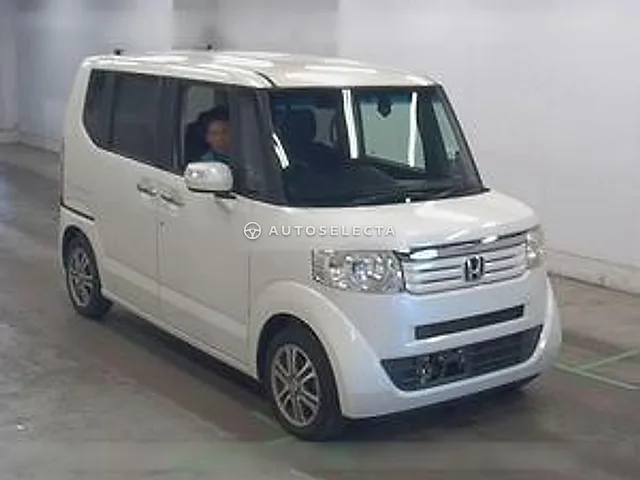 Honda N-BOX 2013, auction grade 3