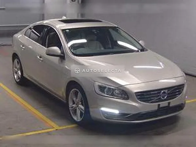 Volvo S60 2018, auction grade 4.5