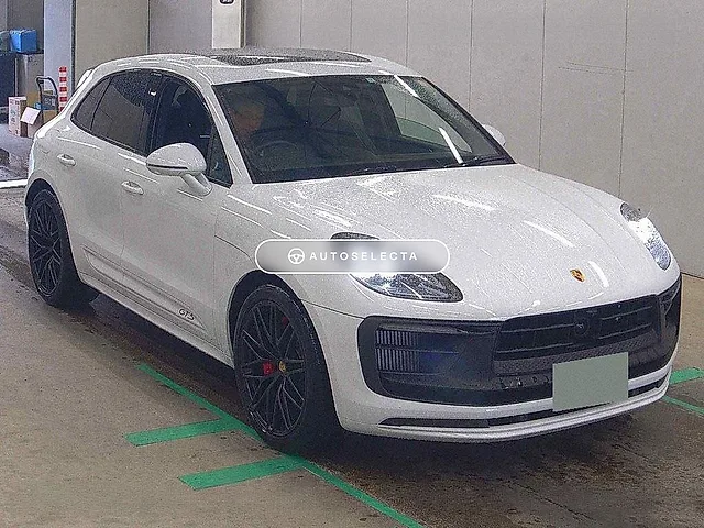 Porsche Macan 2022, auction grade 5