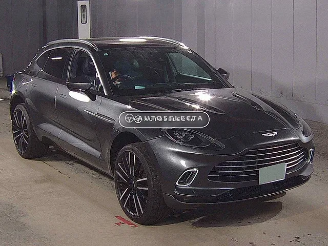 Aston Martin DBX 2022, auction grade 4.5
