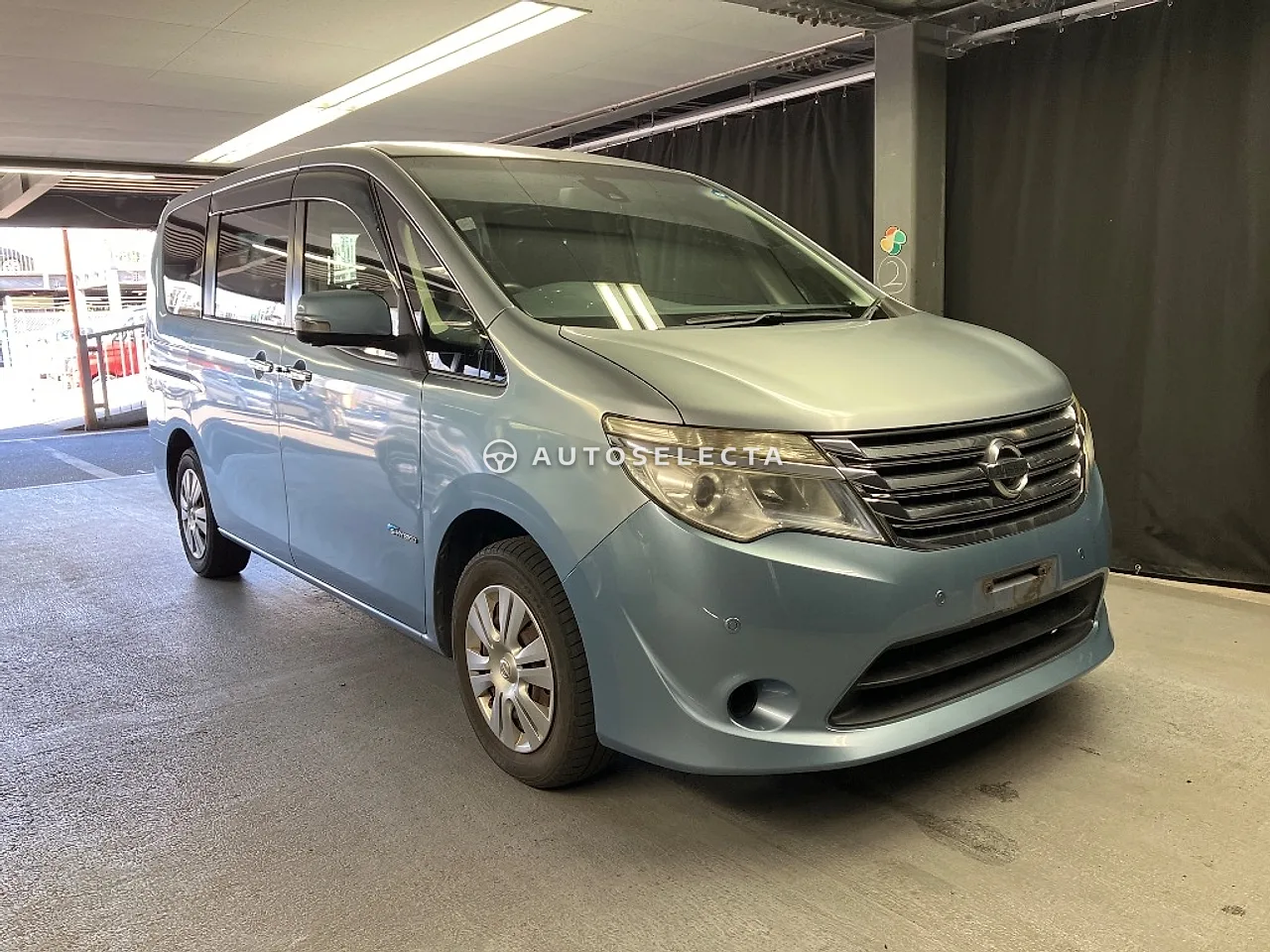 Nissan Serena 2014, photo 1 of 1