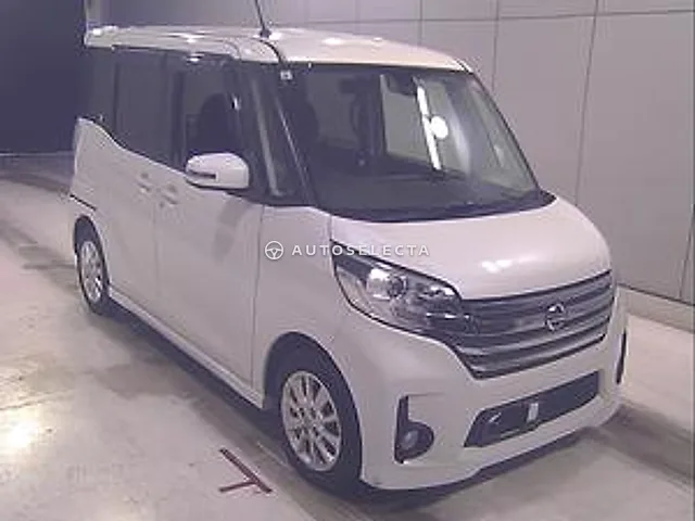 Nissan Dayz Roox 2015, auction grade R