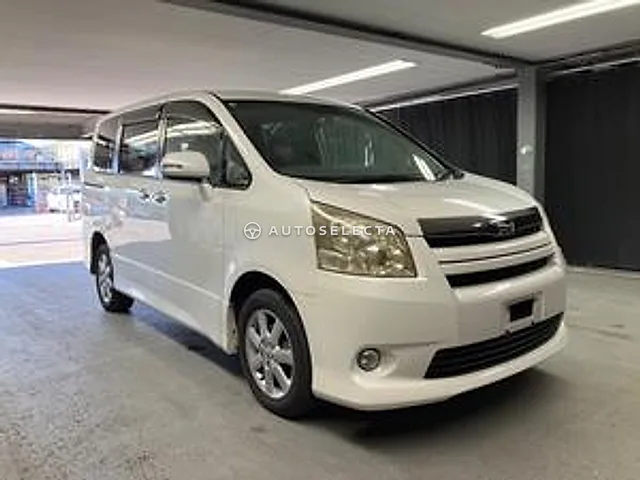 Toyota Noah 2009, auction grade R