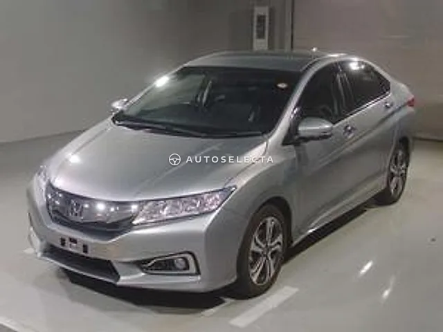 Honda Grace 2015, auction grade 4.5