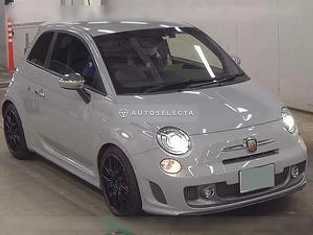 Abarth 595 2013, auction grade 4.5