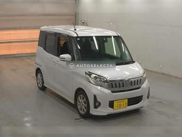 Mitsubishi eK Space Custom 2014, auction grade 4
