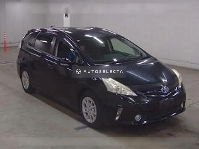 Toyota Prius Alpha 2012, auction grade 3.5