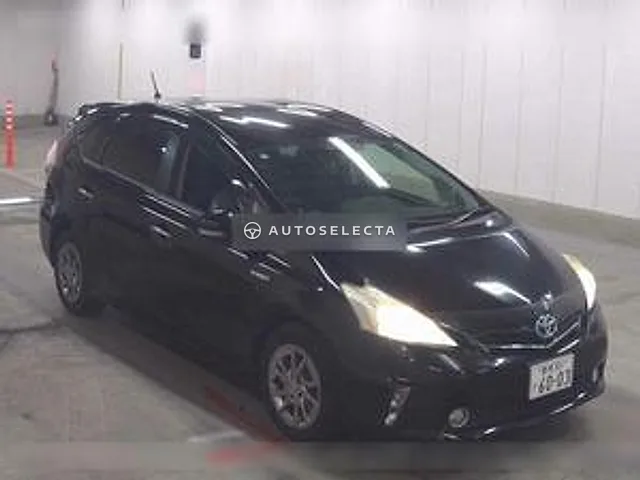 Toyota Prius Alpha 2013, auction grade 4