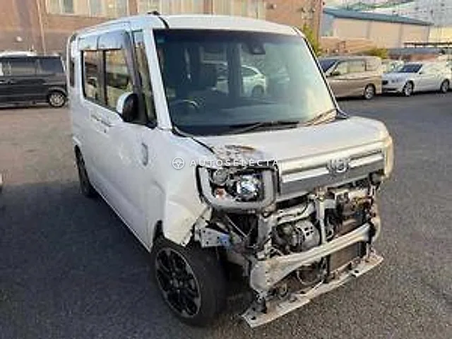Daihatsu Wake 2016