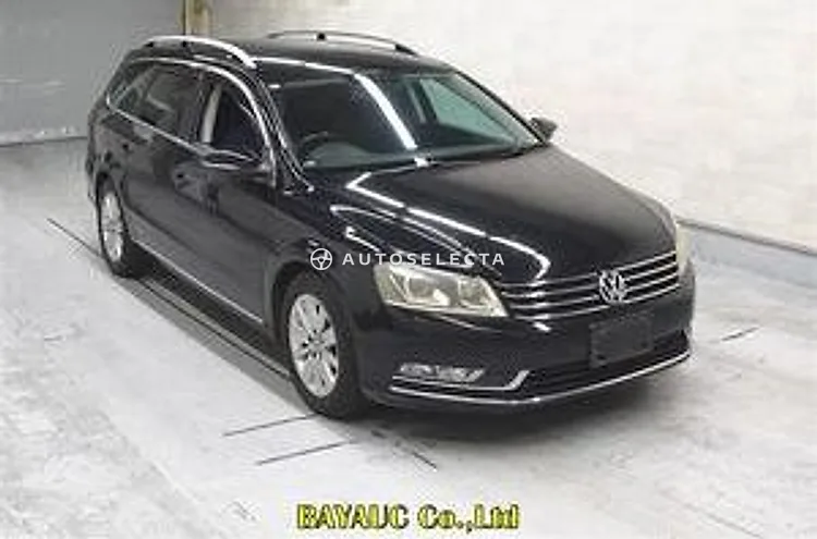 Volkswagen Passat Variant 2013, photo 1 of 1