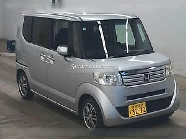 Honda N-BOX 2013, auction grade 3.5