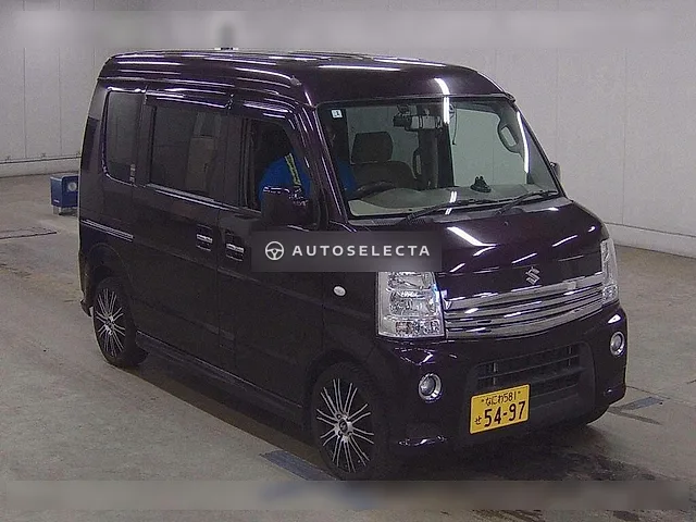 Suzuki Every Wagon 2011, auction grade 3.5
