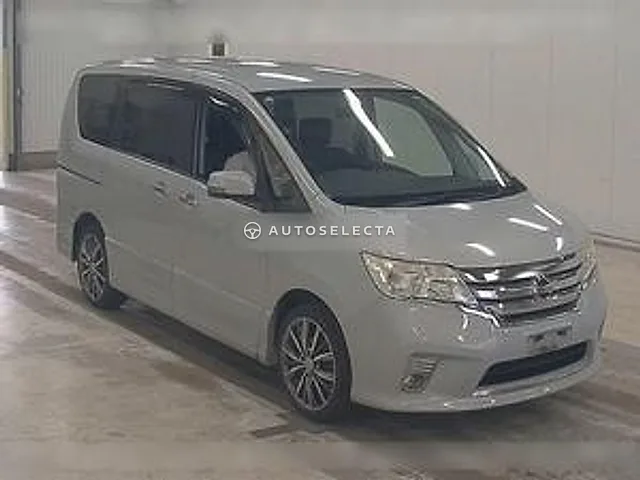 Nissan Serena 2013
