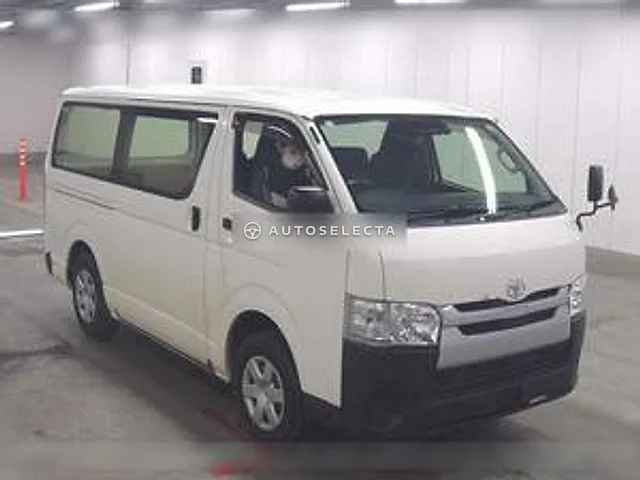 Toyota Hiace Van 2019, auction grade 3