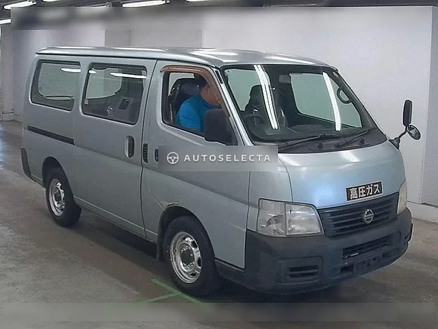 Nissan Caravan 2003, auction grade 3