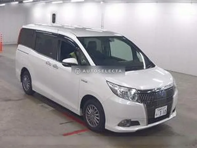 Toyota Esquire 2016, auction grade 4