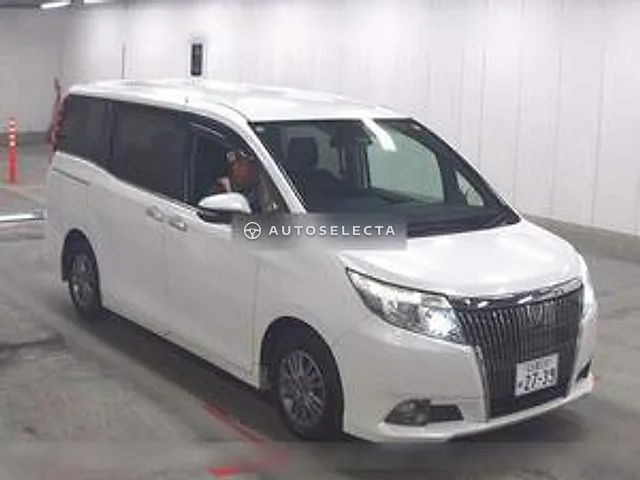 Toyota Esquire 2016, auction grade 3.5