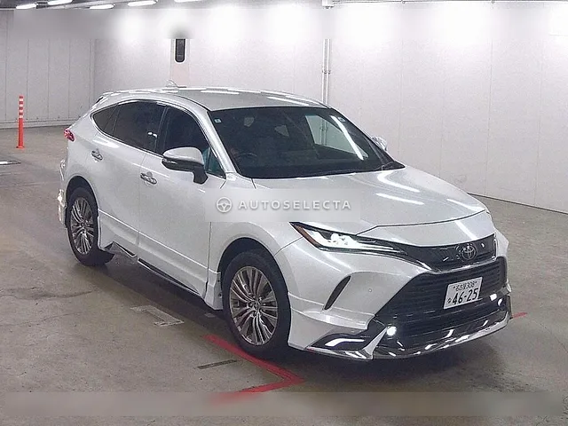 Toyota Harrier 2024, auction grade 4.5