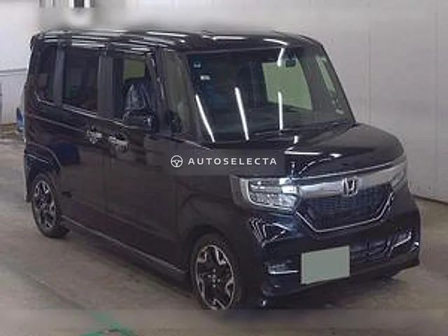 Honda N-BOX Custom 2019, auction grade R