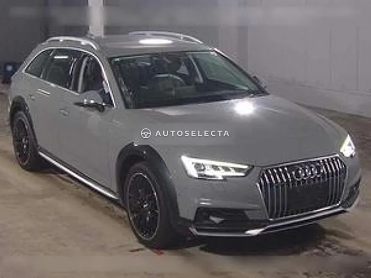 Audi A4 2018, photo 1 of 1