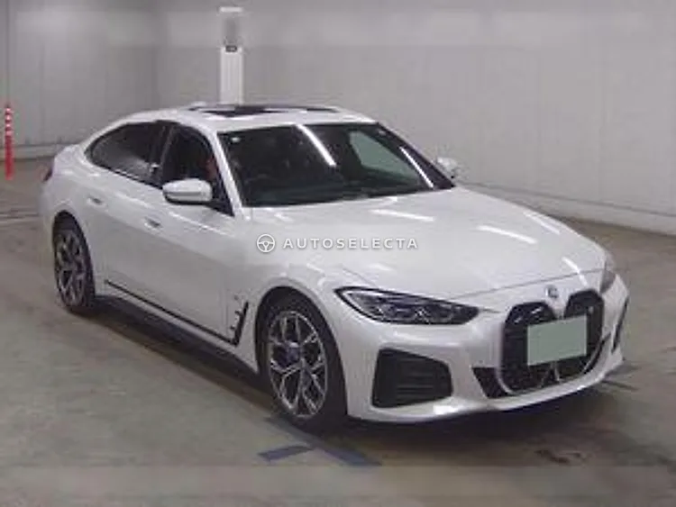 BMW i4 2022, photo 1 of 6