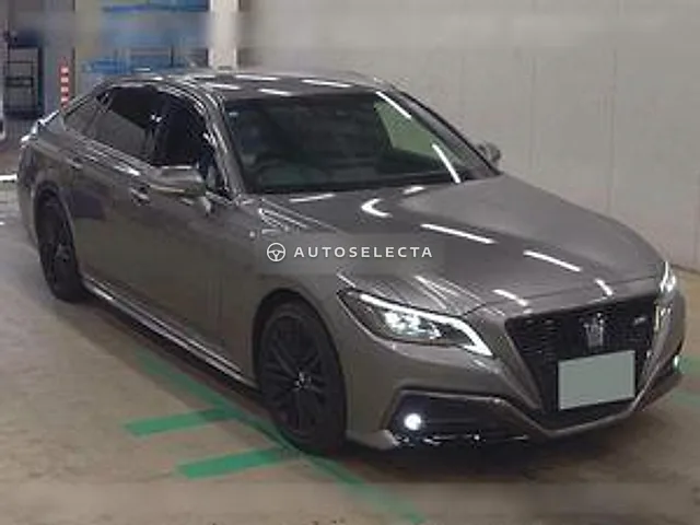 Toyota Crown Hybrid 2022, auction grade 4.5