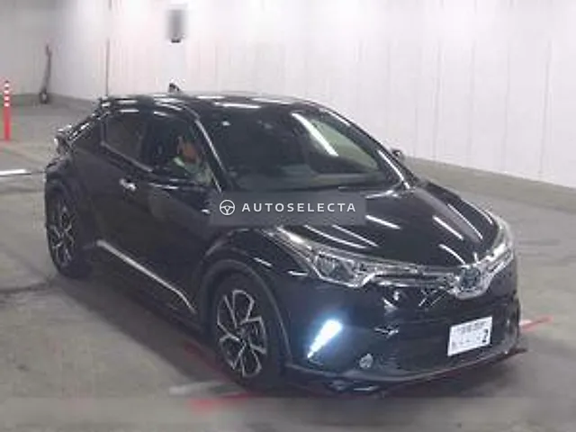 Toyota C-HR 2017, auction grade 4