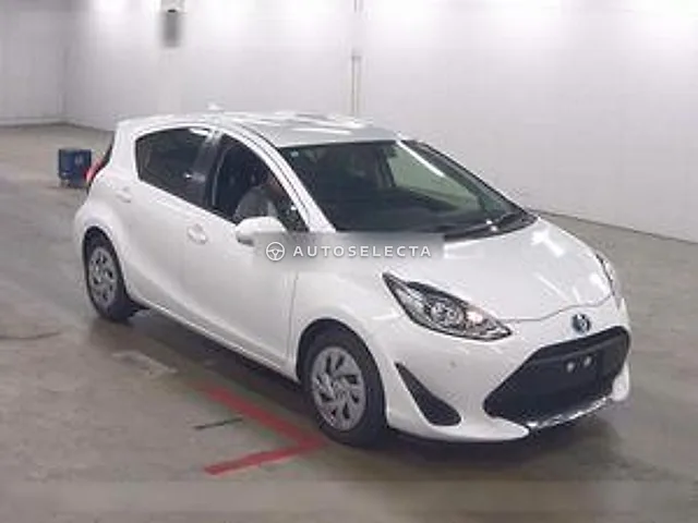 Toyota Aqua 2021, auction grade 4.5