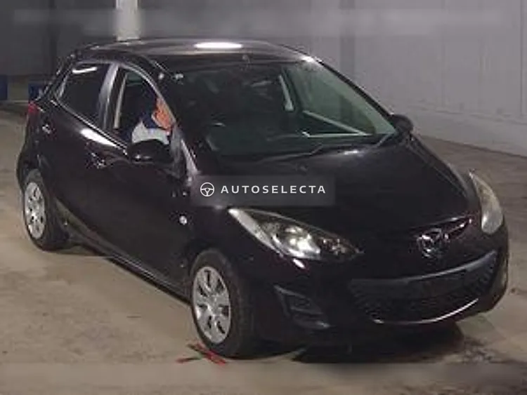 Mazda Demio 2013, photo 1 of 6