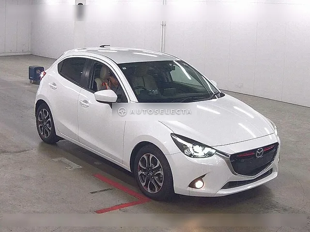 Mazda Demio 2015, auction grade 4