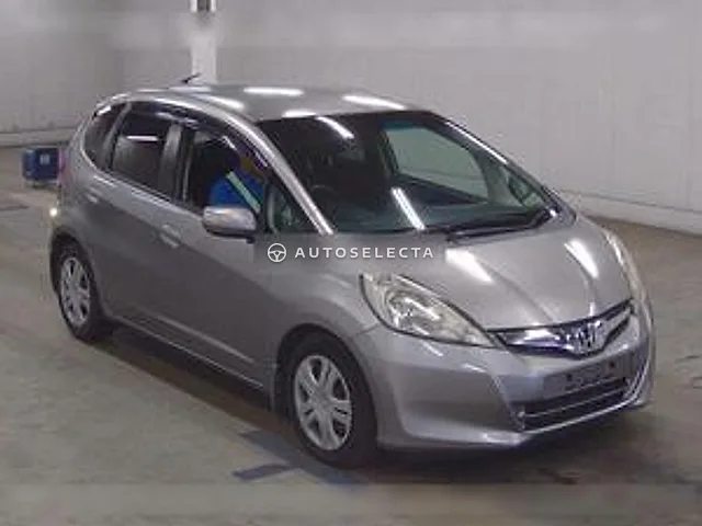 Honda Fit 2011, auction grade 4
