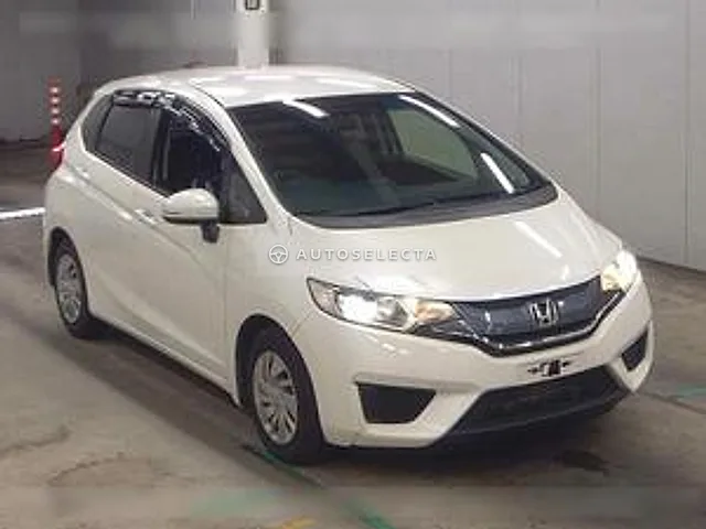 Honda Fit 2013, auction grade R