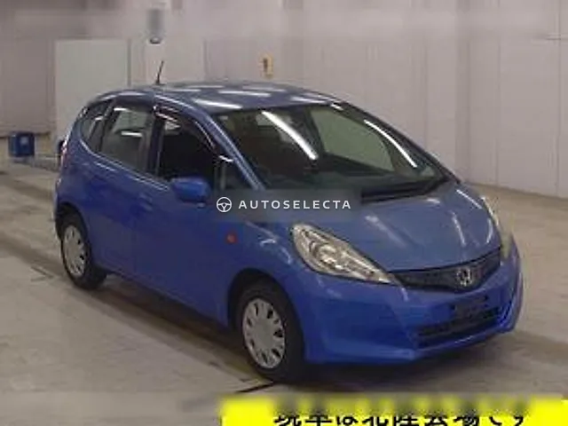 Honda Fit 2012, auction grade 3.5