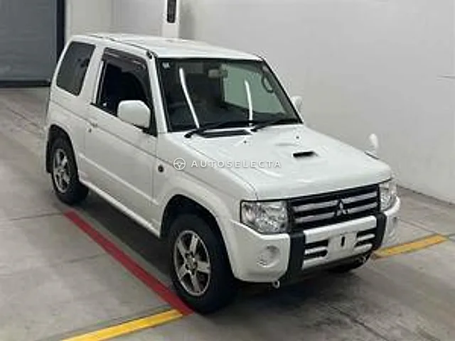Mitsubishi Pajero Mini 2010, auction grade 3.5