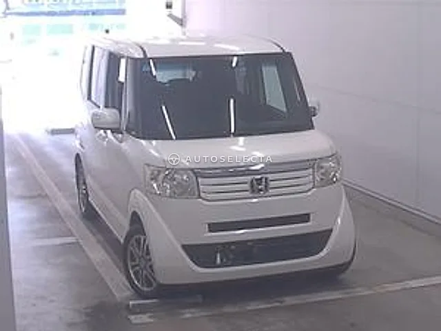 Honda N-BOX 2013, auction grade 3.5