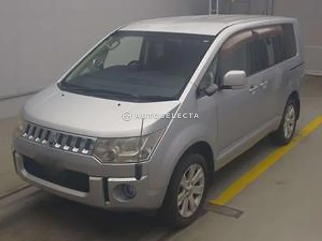Mitsubishi Delica D:5 2007, auction grade RA