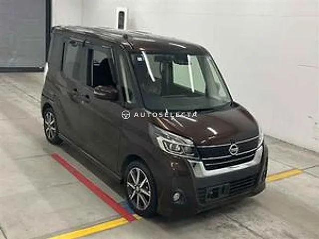 Nissan Dayz Roox 2018, auction grade 3
