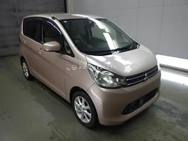 Mitsubishi eK Wagon 2013, auction grade 3