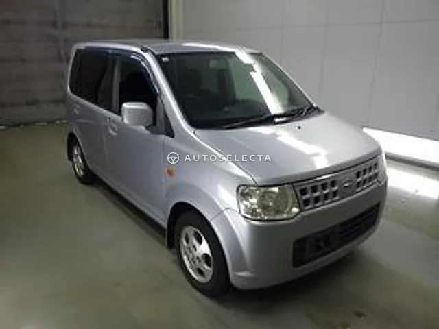 Nissan Otti 2007, auction grade 3.5