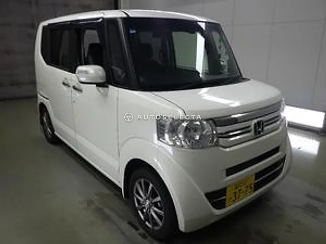 Honda N-BOX 2015, auction grade R