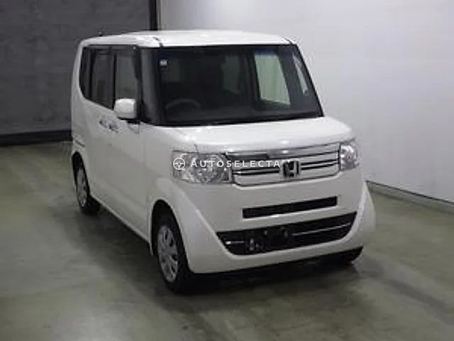 Honda N-BOX 2015, auction grade R