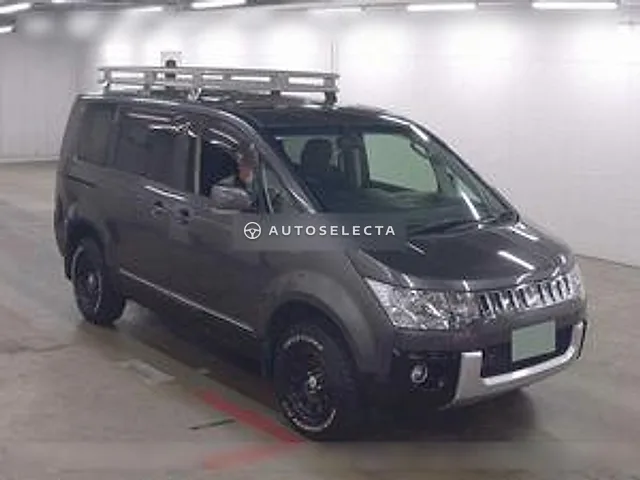Mitsubishi Delica D:5 2018, auction grade 4