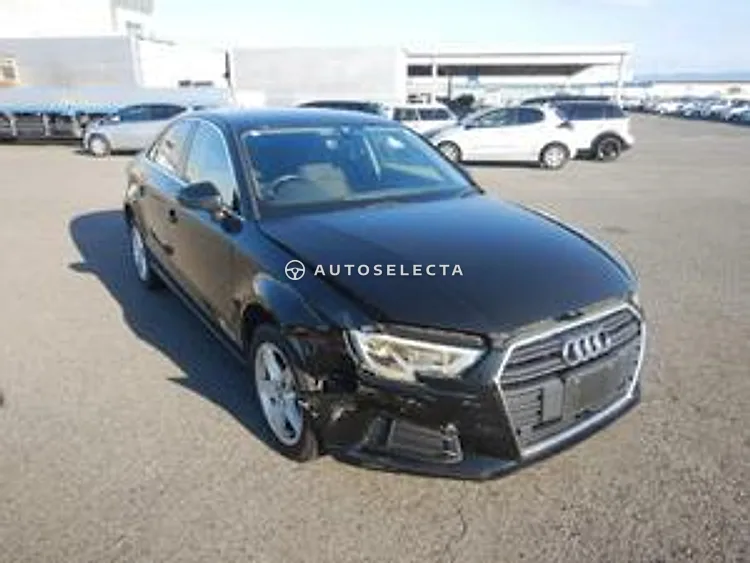 Audi A3 2017, photo 1 of 4