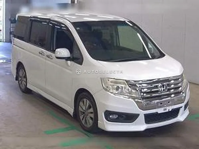 Honda Stepwgn Spada 2014, auction grade 4.5