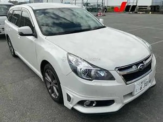 Subaru Legacy Touring Wagon 2013, auction grade 3.5