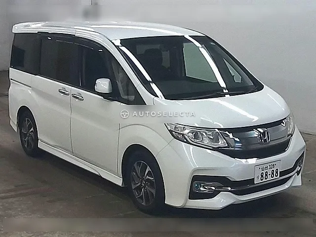 Honda Stepwgn Spada 2016, auction grade 4