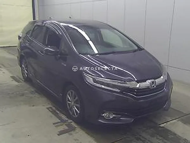 Honda Shuttle 2016, auction grade 3.5