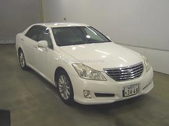 Toyota Crown 2008, auction grade R