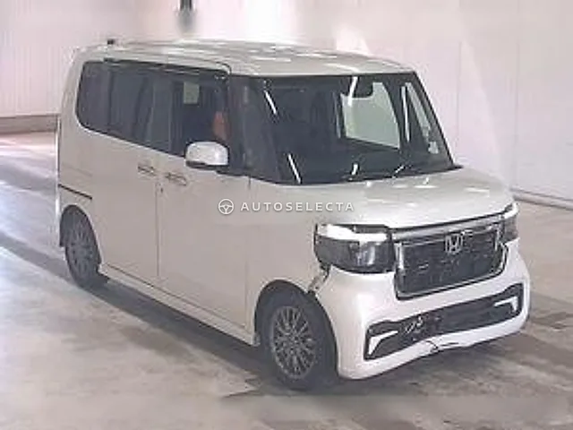 Honda N-BOX Custom 2023