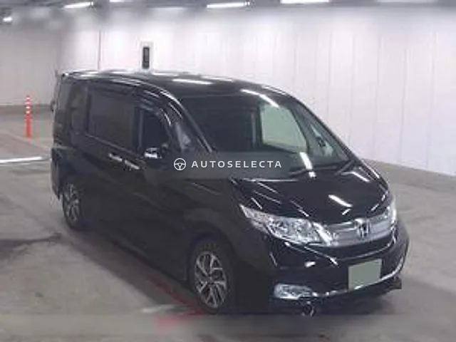 Honda Stepwgn Spada 2016, auction grade 3.5